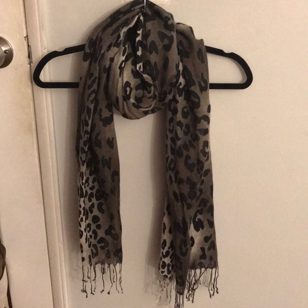 Cheetah print scarf